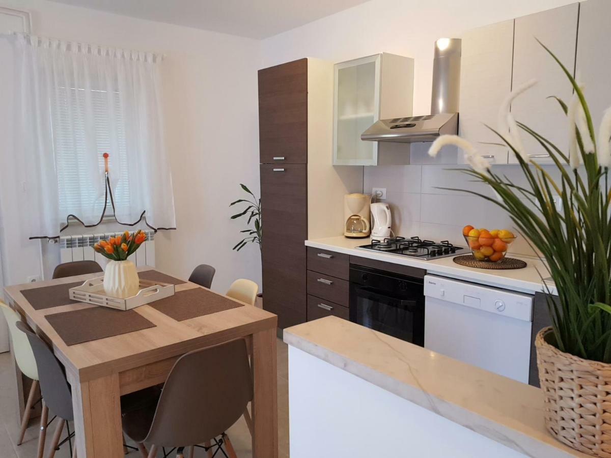 Apartman Ruza 1 Poljane Zewnętrze zdjęcie